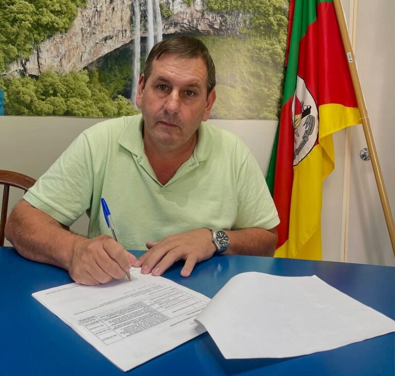 Vereador Nene Abreu propõe criação do Programa “Adote uma Praça” em Canela