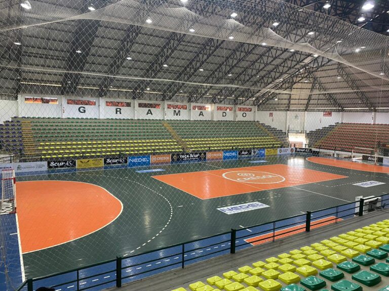 Seis times confirmam presença no futsal feminino de Gramado