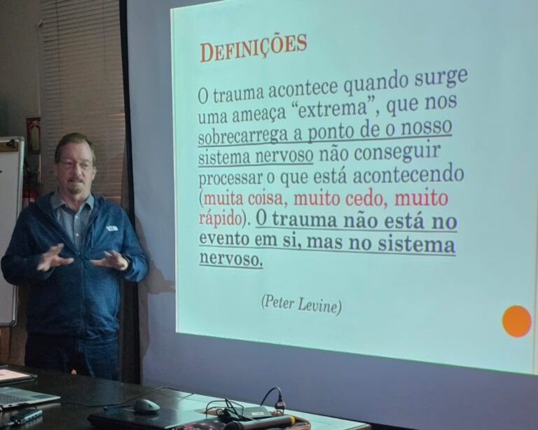 Gramado promove palestra sobre traumas no Setembro Amarelo