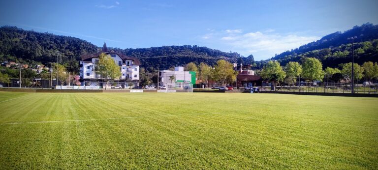 Copa Gramado Laghetto Sub-16 feminina estreia nesta quarta