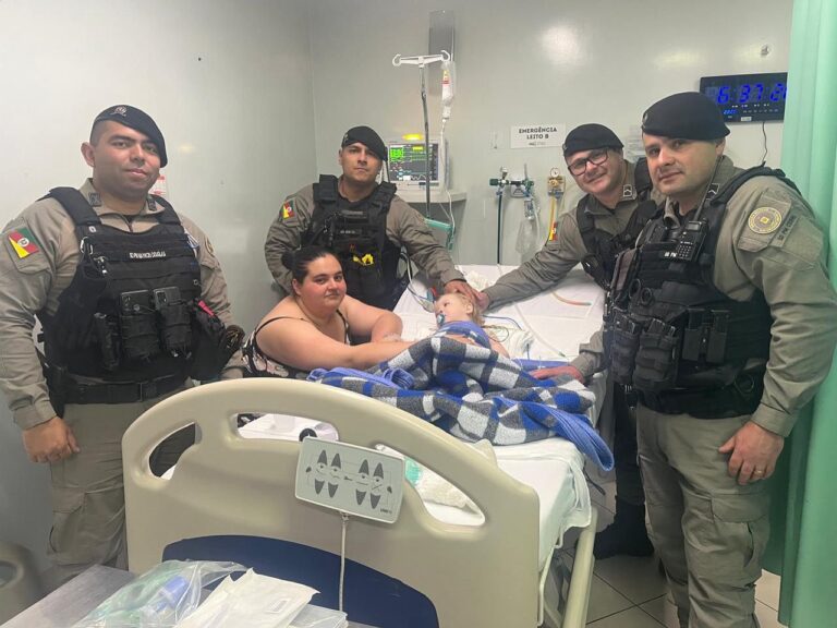 Ação rápida salva vida de bebê em Gramado