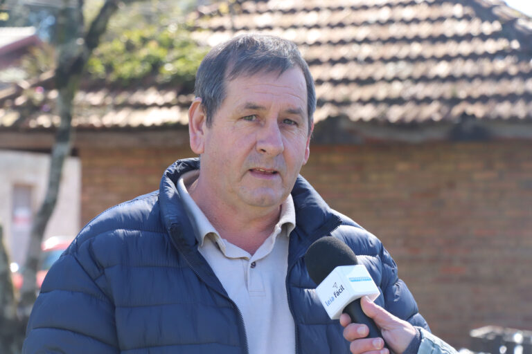 Parlamentar alerta sobre possível evasão de professores