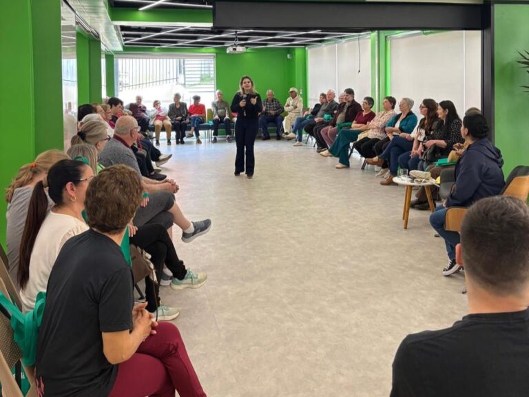 Gramado promove encontro com foco no bem-estar da população idosa