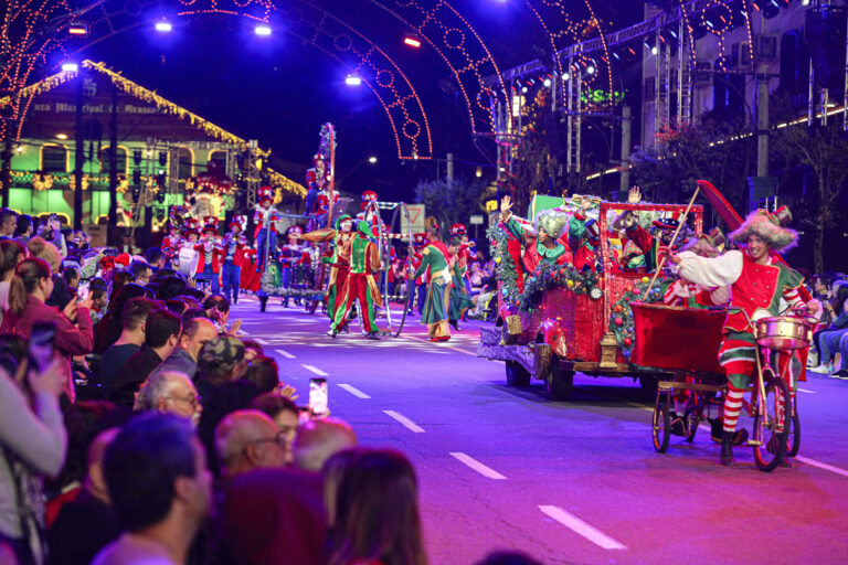 Ensaio do Grande Desfile de Natal altera trânsito em Gramado hoje