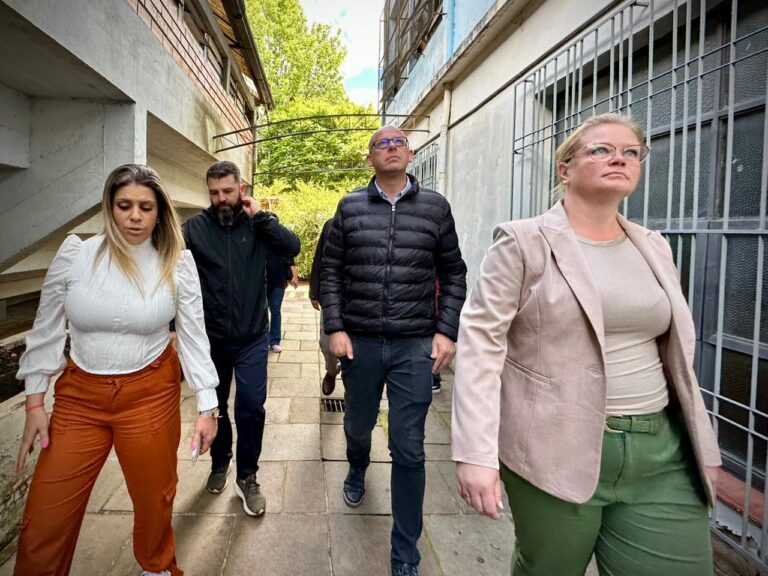 Vereadores de Gramado e Deputado Joel Wilhelm visitam escolas estaduais em busca de recursos