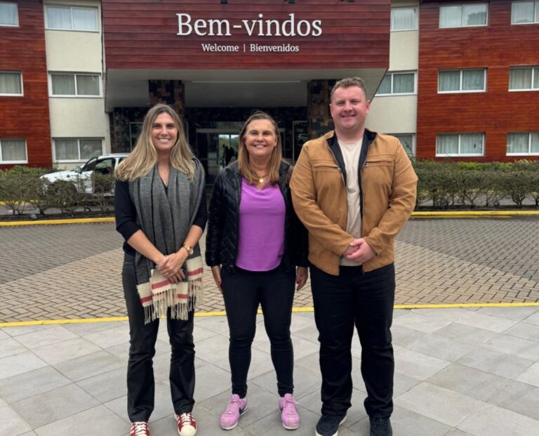 Gramado promove 1º Festival Feminino de Futebol com a ex-jogadora Duda Luizelli