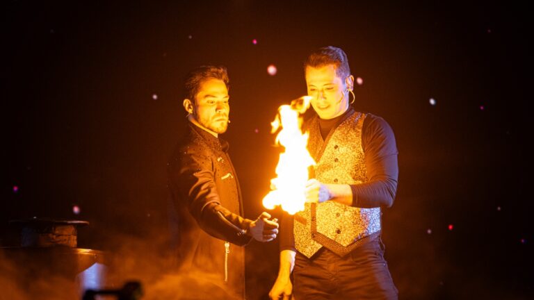 Illusion Show e Tannenbaumfest são destaques do segundo fim de semana do Natal Luz