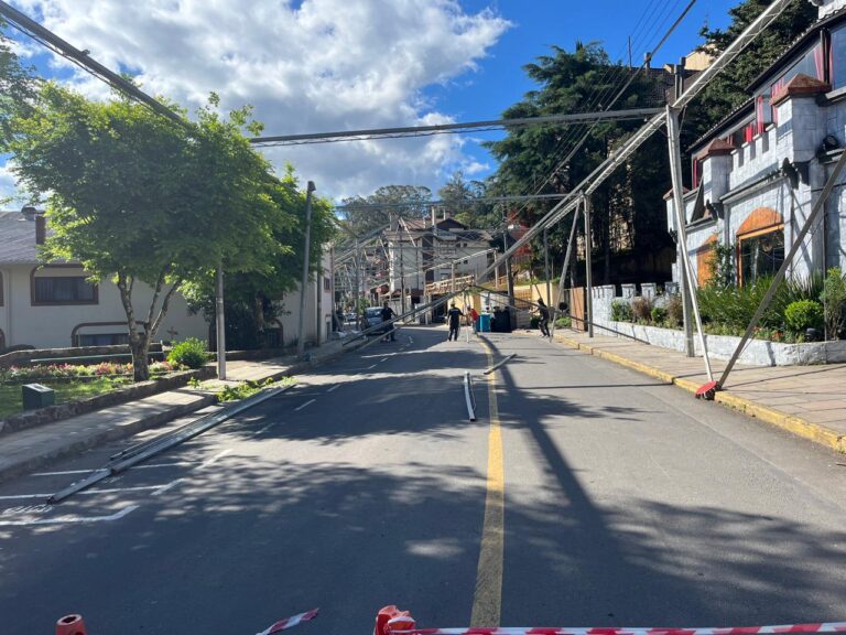 Rua Ricardo Sturmhofel terá novo bloqueio para obras do Natal Luz na próxima semana