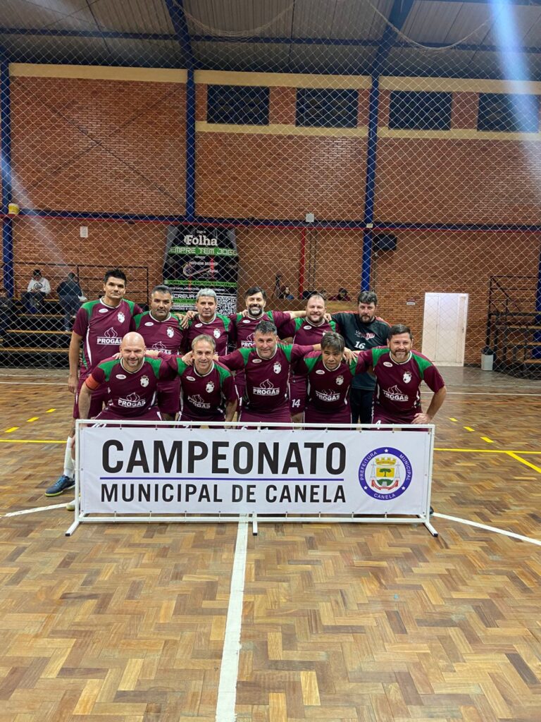 Vôlei, Sênior e Série Ouro: o cardápio esportivo no Carlinhos da Vila