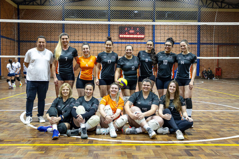 Rodada equilibrada no Vôlei Feminino de Canela