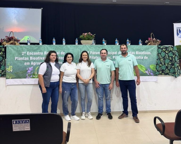 Farmácia Viva representa Gramado em encontros sobre plantas bioativas e PICS