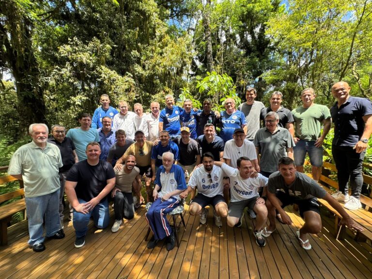FOTOS: Gramadense reúne heróis do passado em encontro que celebrou títulos históricos