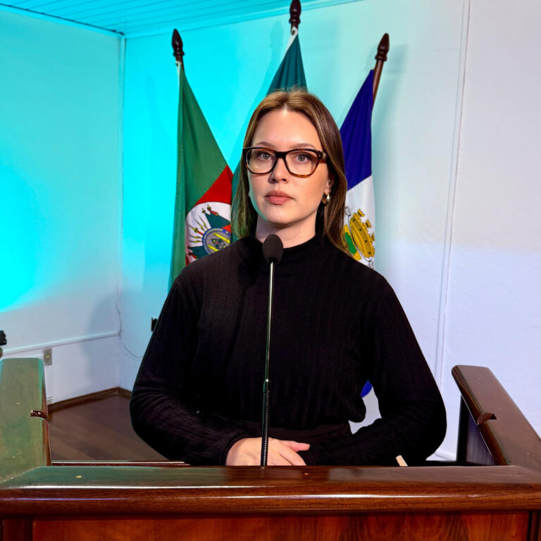 Vereadora Grazi Hoffmann cobra Corsan por falta de água em bairros de Canela