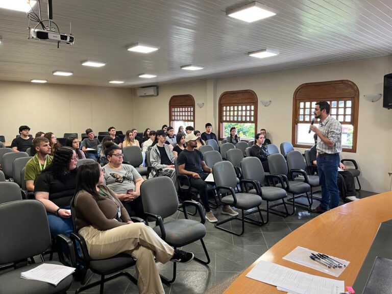 Estagiários da Prefeitura participam de treinamento sobre LGPD