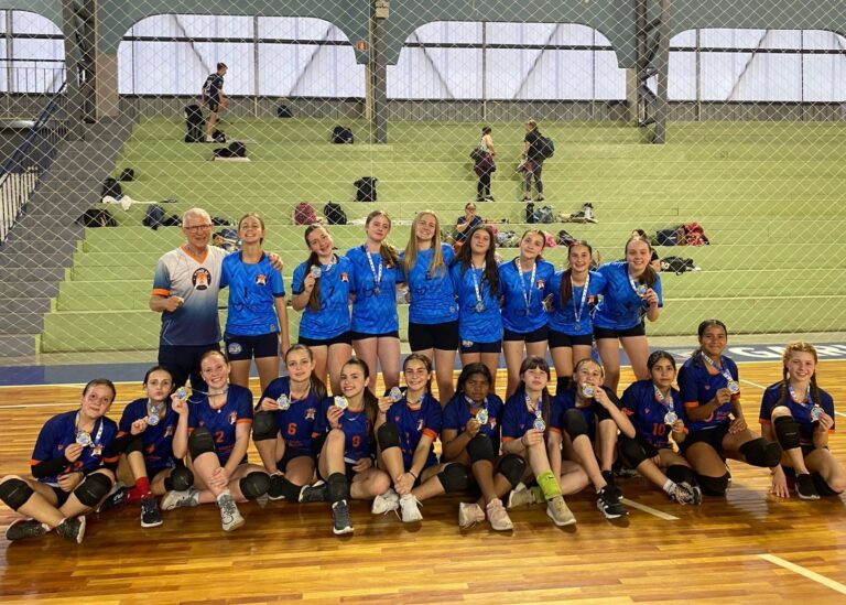 Gramado conquista dois títulos de Voleibol em Garibaldi