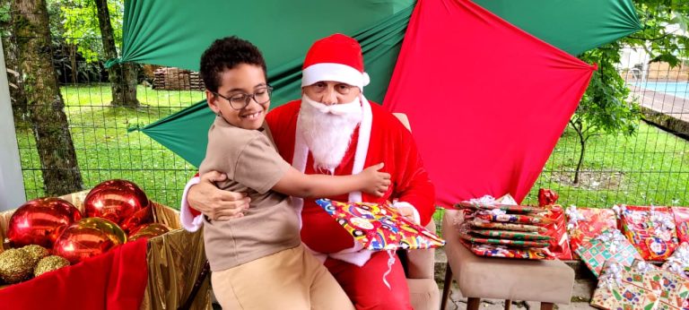 Natal Solidário celebra 10 anos de afeto e inclusão na APAE Gramado