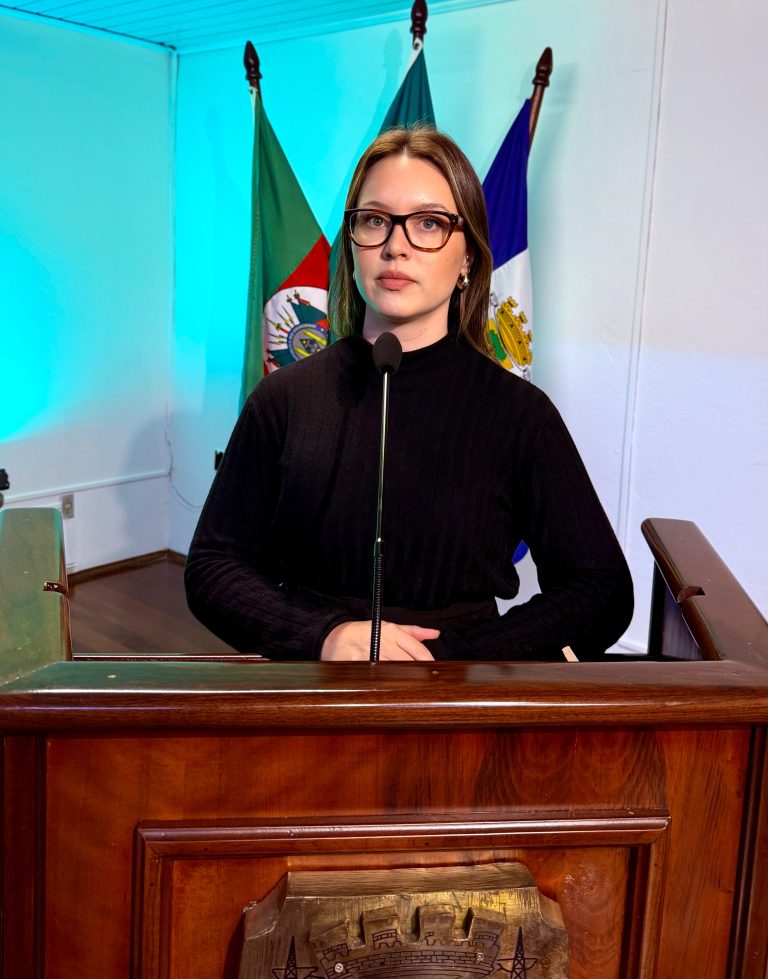 Vereadora Grazi denuncia falta de poda na rede elétrica e cobra providências da RGE