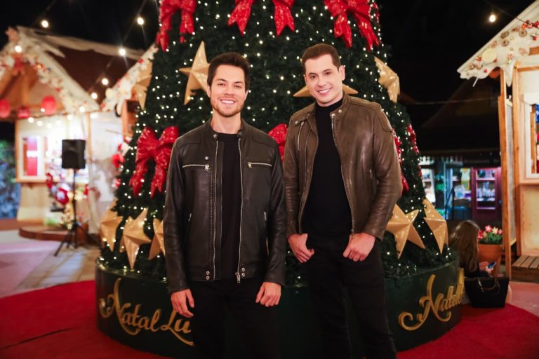 Fantástico exibe espetáculo de Henry e Klauss direto do Natal Luz
