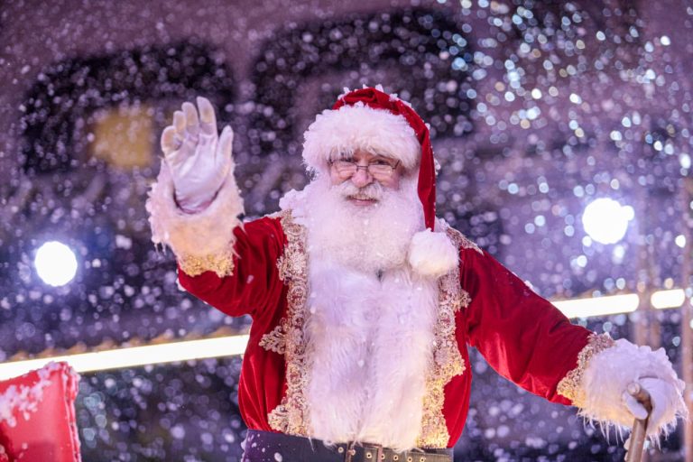 Papai Noel do Natal Luz completa 20 anos de histórias e encontros inesquecíveis com o público