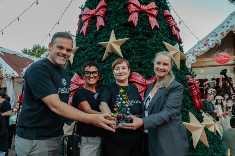 Rossi & Zorzanello vence Tannenbaumfest do Natal Luz