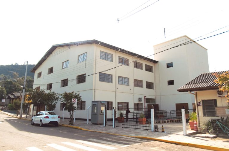 Instituto Federal abre inscrições para curso gratuito de Cuidadora de Idosos