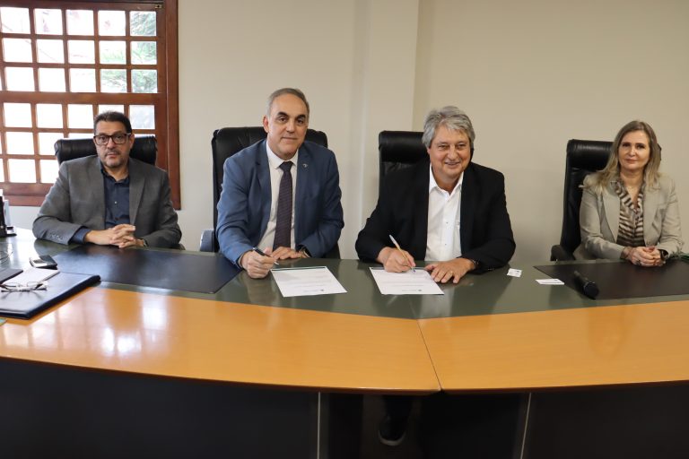 Gramado e Receita Federal assinam acordo para compartilhamento de dados