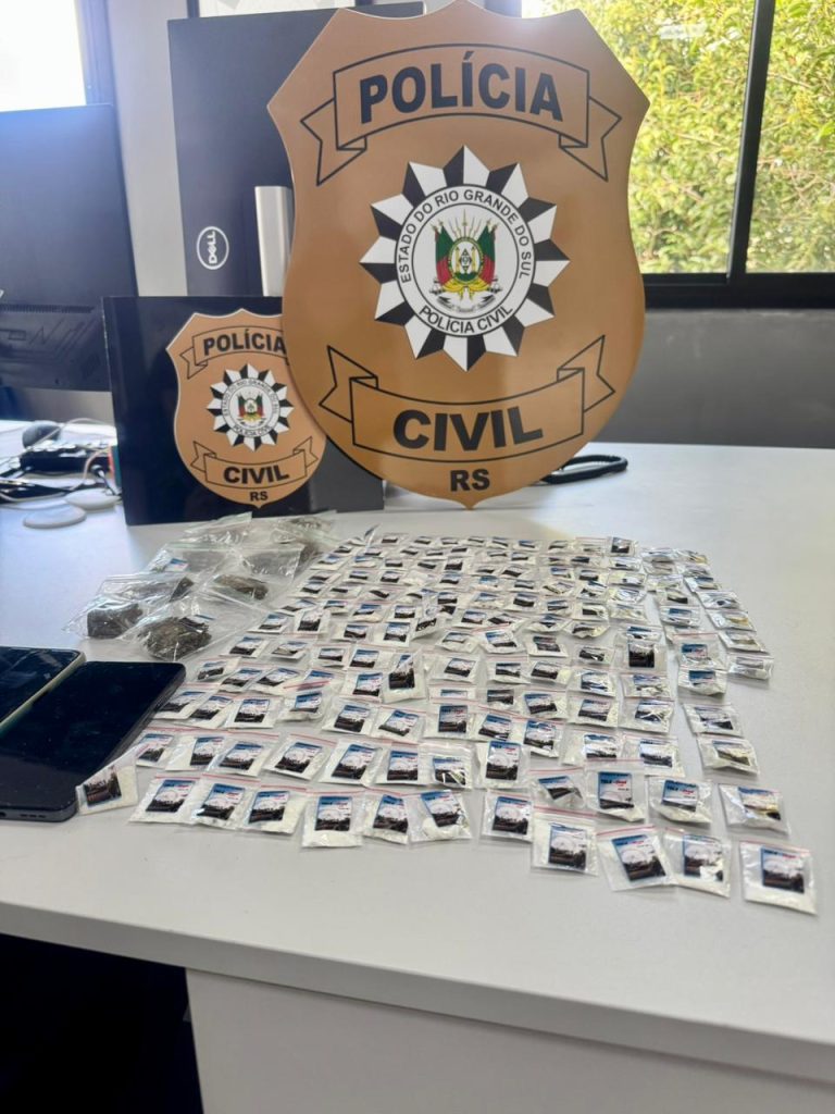 Polícia Civil encontra depósito de drogas, realiza apreensão e dois são presos