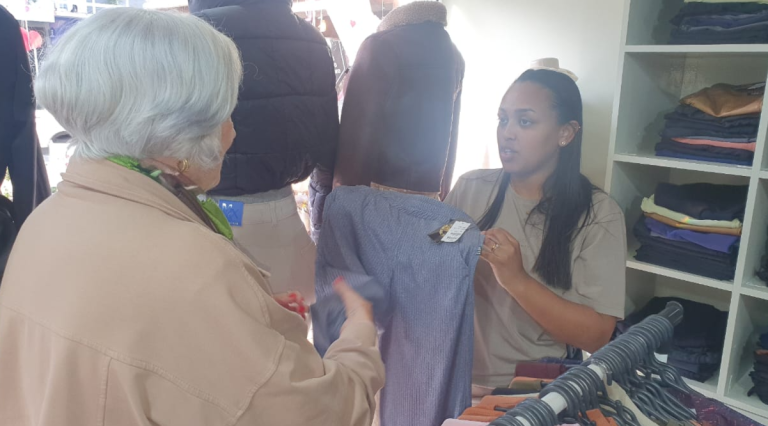 FOTOS: Vendas do Dia das Mães na região deve superar média estadual