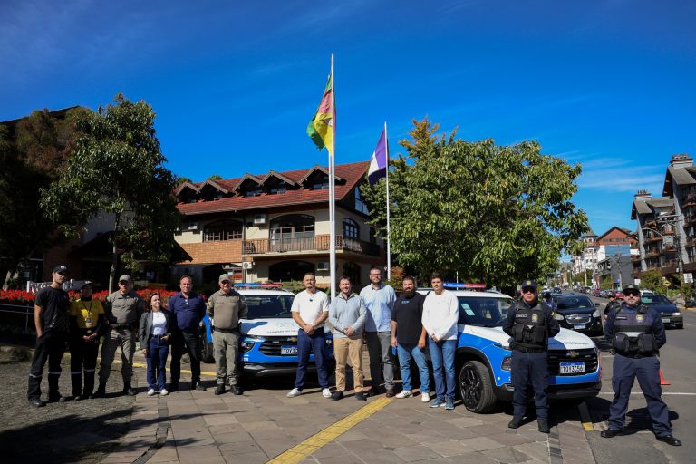 Departamento de Trânsito de Canela recebe novas viaturas
