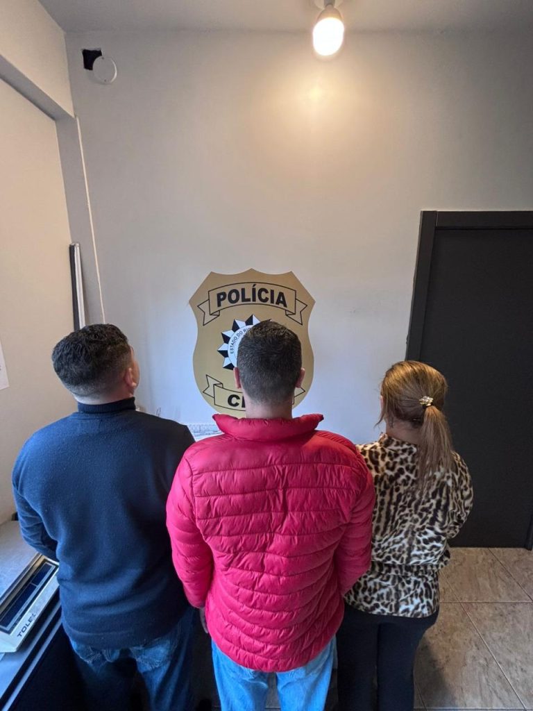 Três são presos suspeitos de extorsão em Gramado