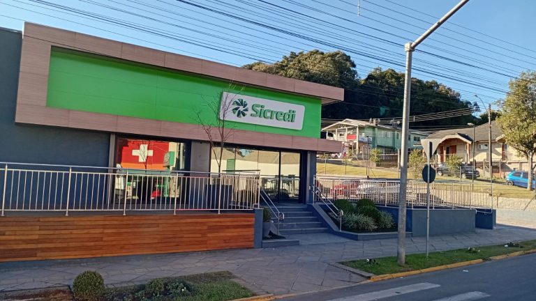 Bancos definem horário especial devido ao jogo do Brasil nesta segunda-feira