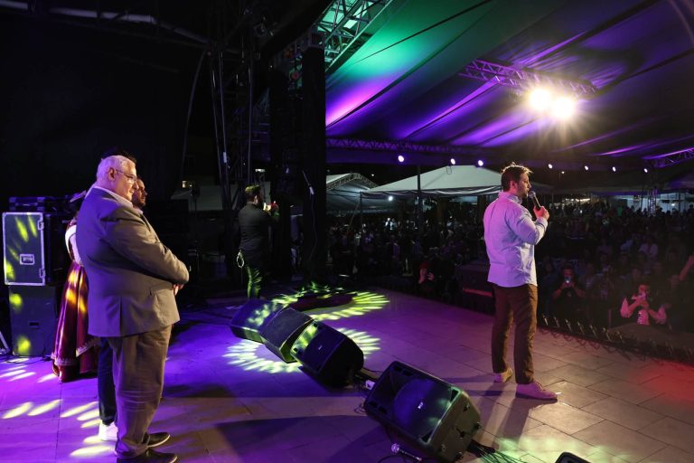 Prefeitura de Canela se manifesta sobre problemas enfrentados na abertura da Festa Colonial