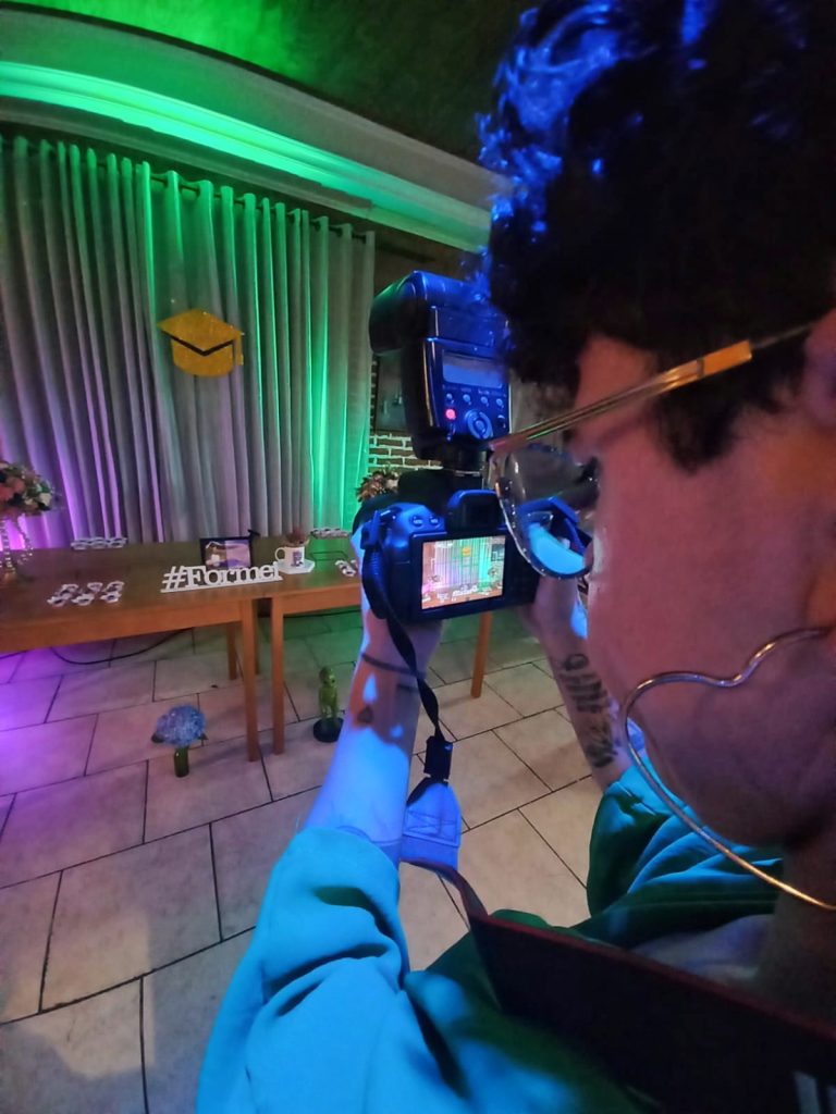 FOTOS: Entre a luta contra o câncer e o retorno para a fotografia