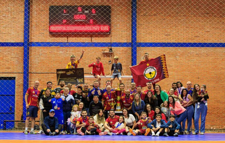 Oito e Meia conquista o Futsal Série Prata